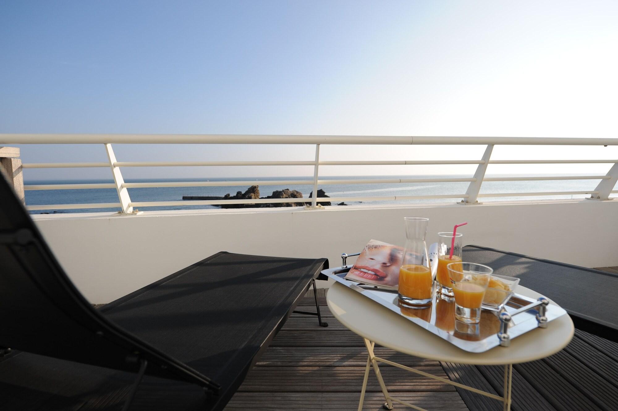 Western De La Marc Sur 3* Saint-Nazaire (Loire-Atlantique)